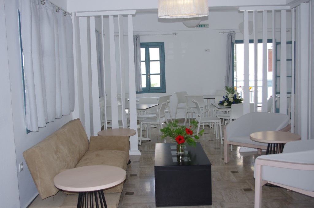 Iris Boutique Hotel Kamári Restoran fotoğraf