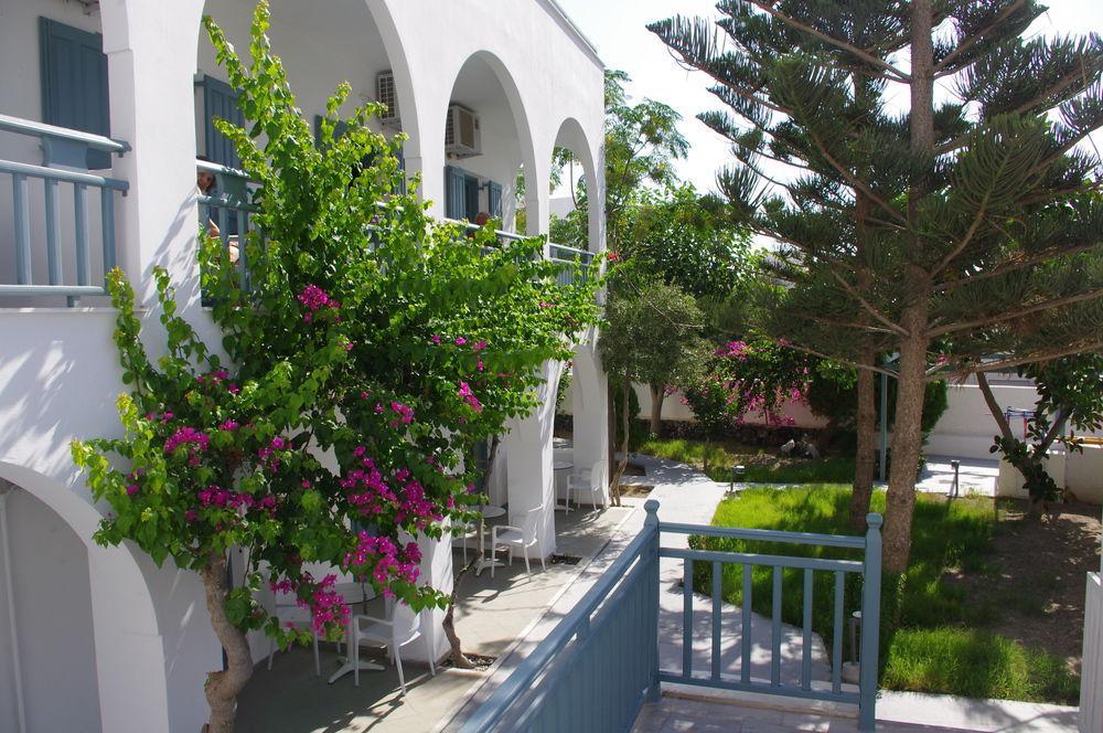 Iris Boutique Hotel Kamári Dış mekan fotoğraf