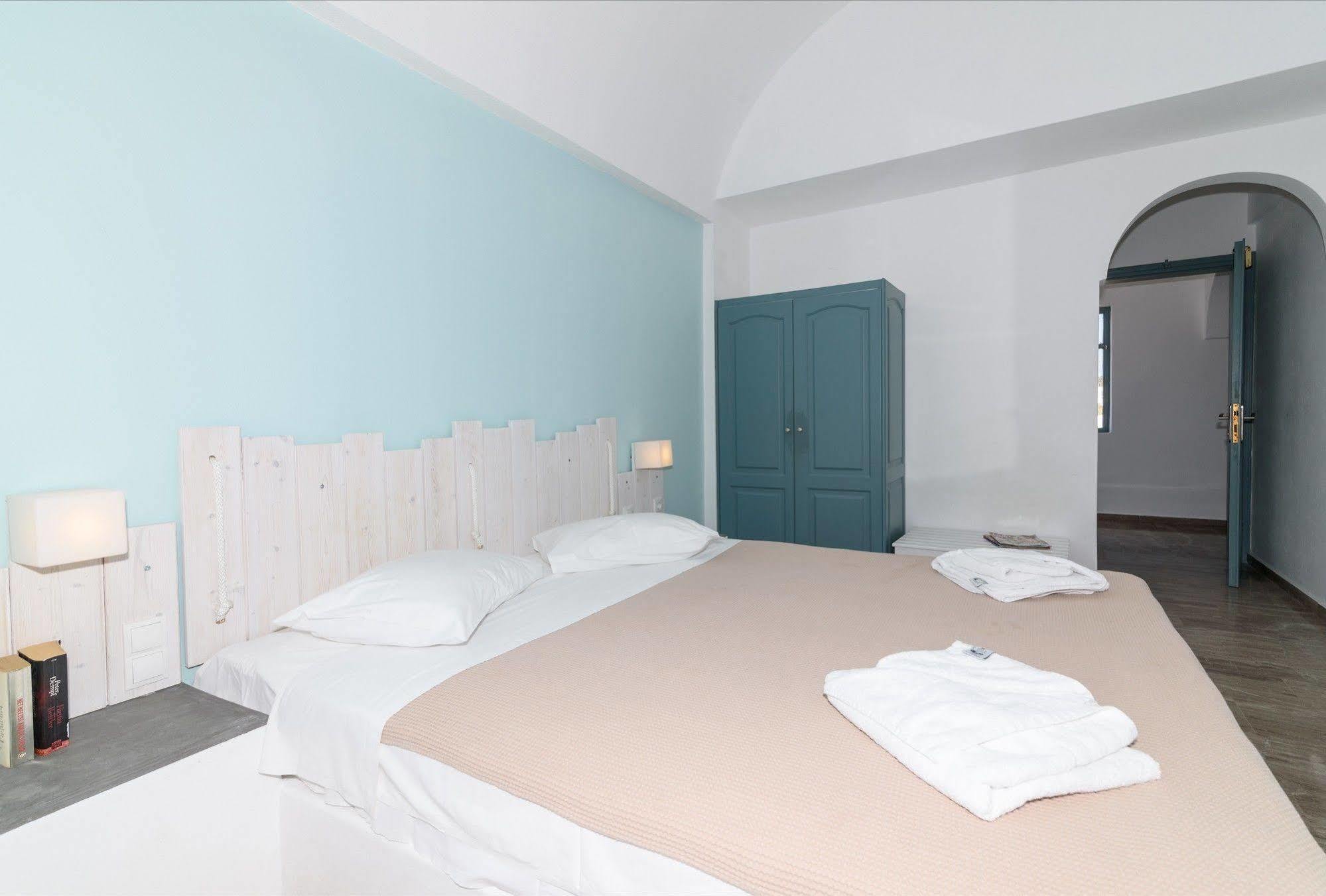 Iris Boutique Hotel Kamári Dış mekan fotoğraf