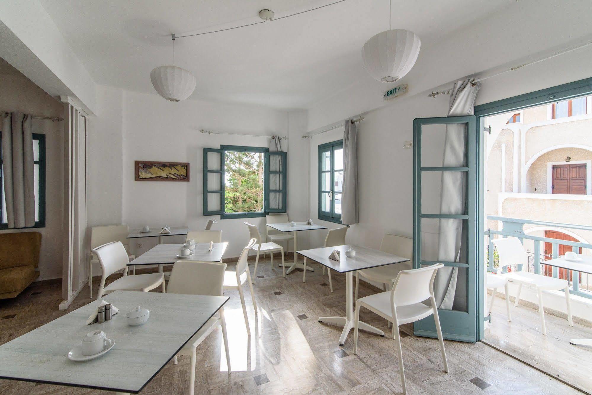 Iris Boutique Hotel Kamári Dış mekan fotoğraf