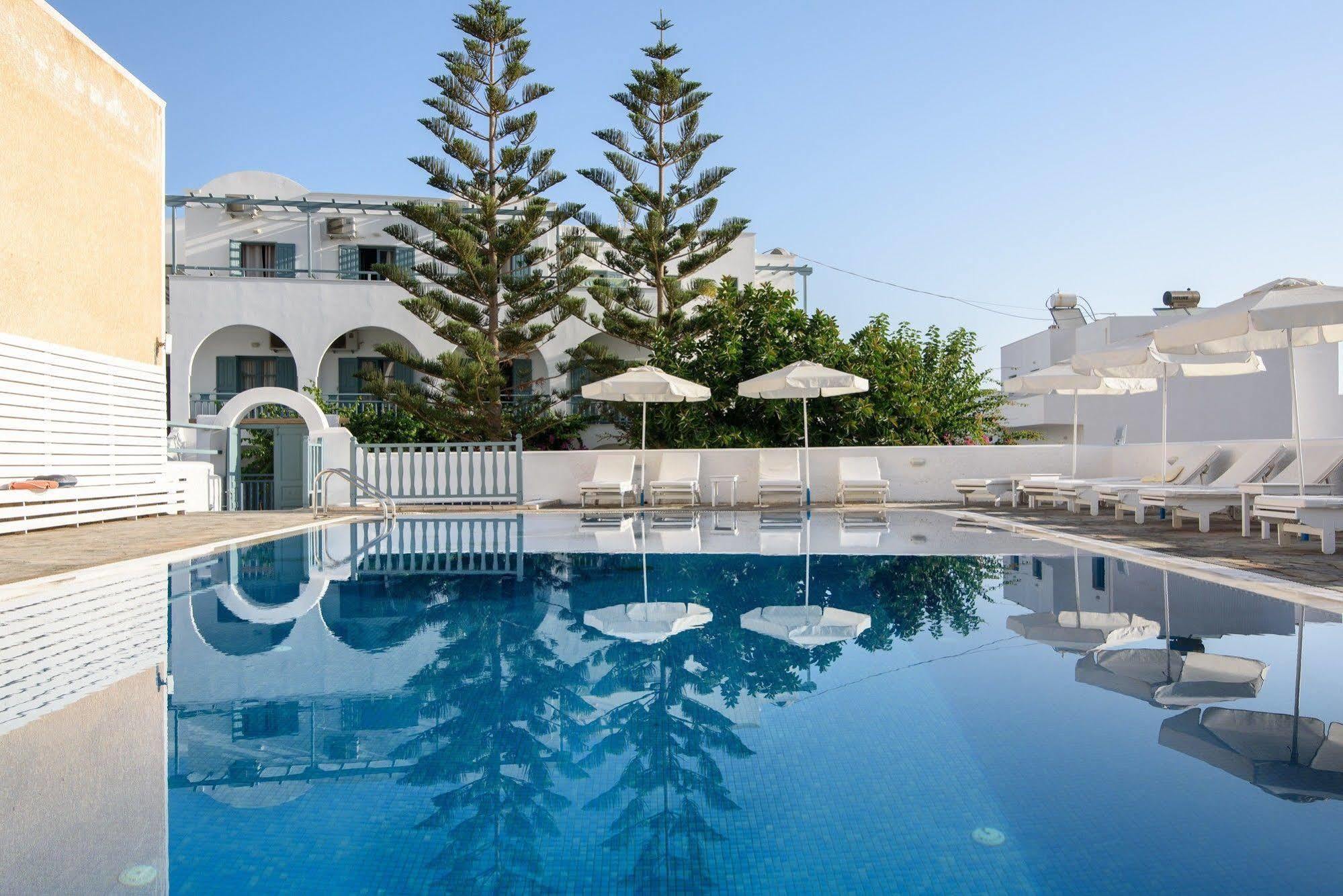 Iris Boutique Hotel Kamári Dış mekan fotoğraf